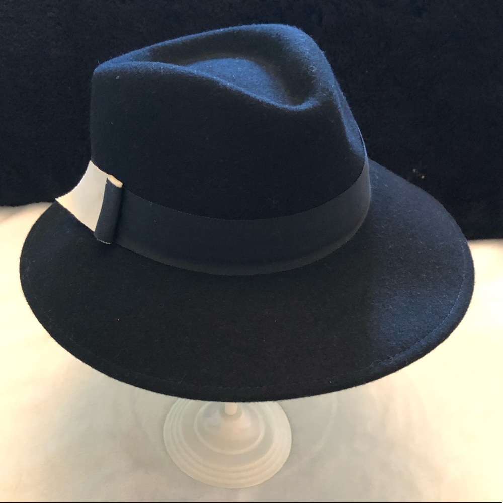 Vintage black wool fedora